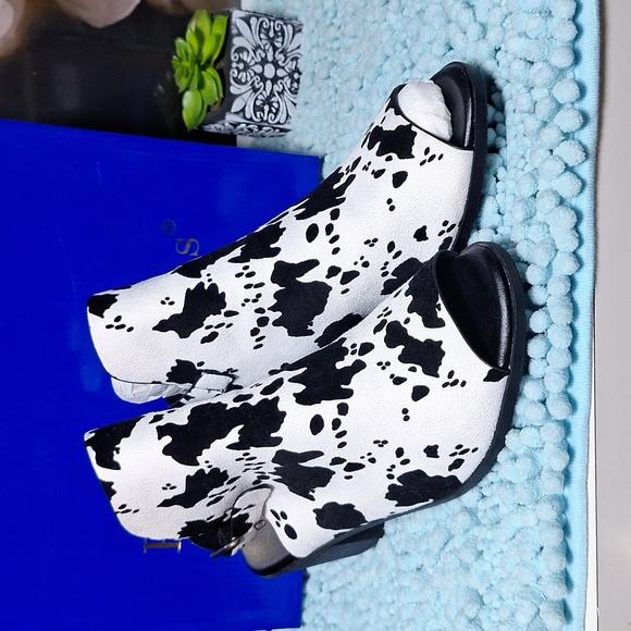 Pierre Dumas adorable black/white clogs. Worn 2 times. Size 8 1/2 - Picture 1 of 6